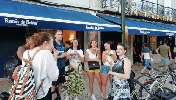 By Bike to Taste a Pastel de Belém.