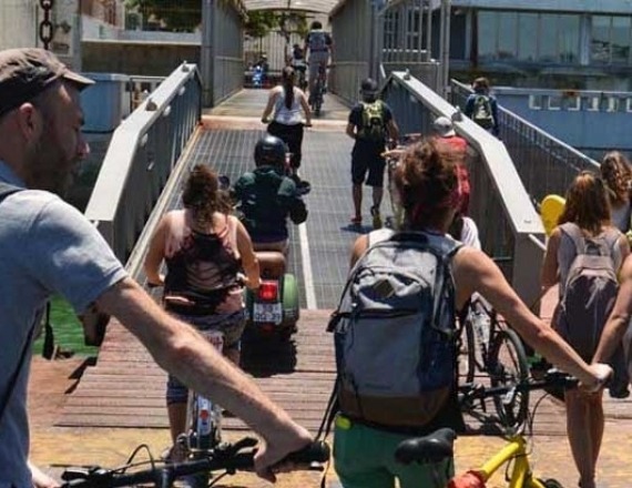 Belem-Caparica_Bike_Tour_Ferry_8_Tejo_1