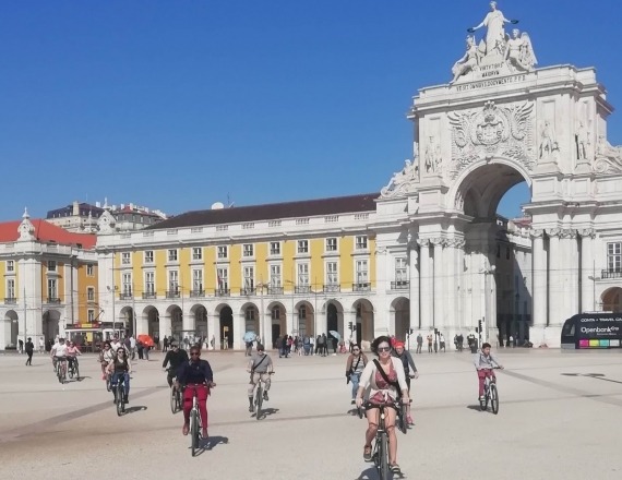 lisbon_viewpoints_by_bike_tour_9