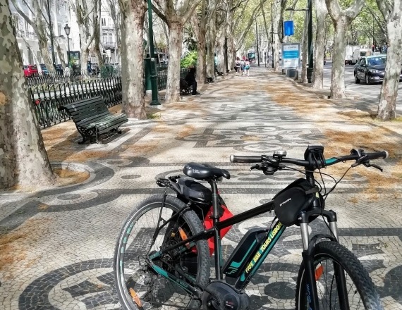 lisbon_viewpoints_by_bike_tour_8