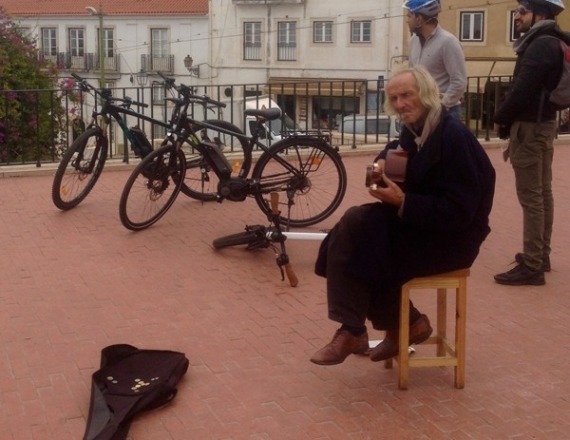 lisbon-elecric-bike-tour-seven-7-hills-3