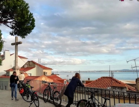 lisbon_viewpoints_by_bike_tour_58
