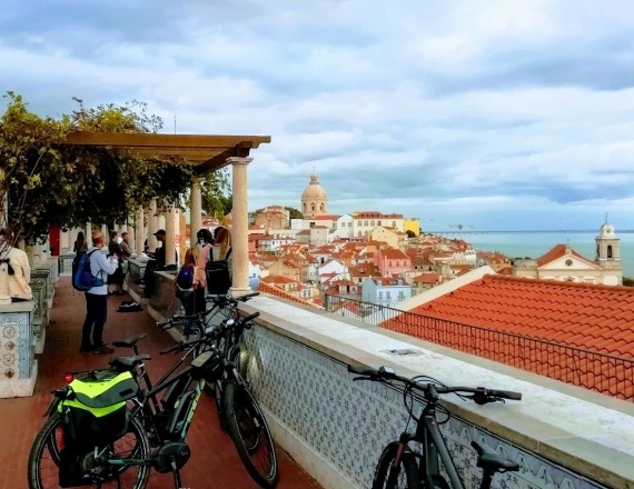 lisbon_viewpoints_by_bike_tour_67
